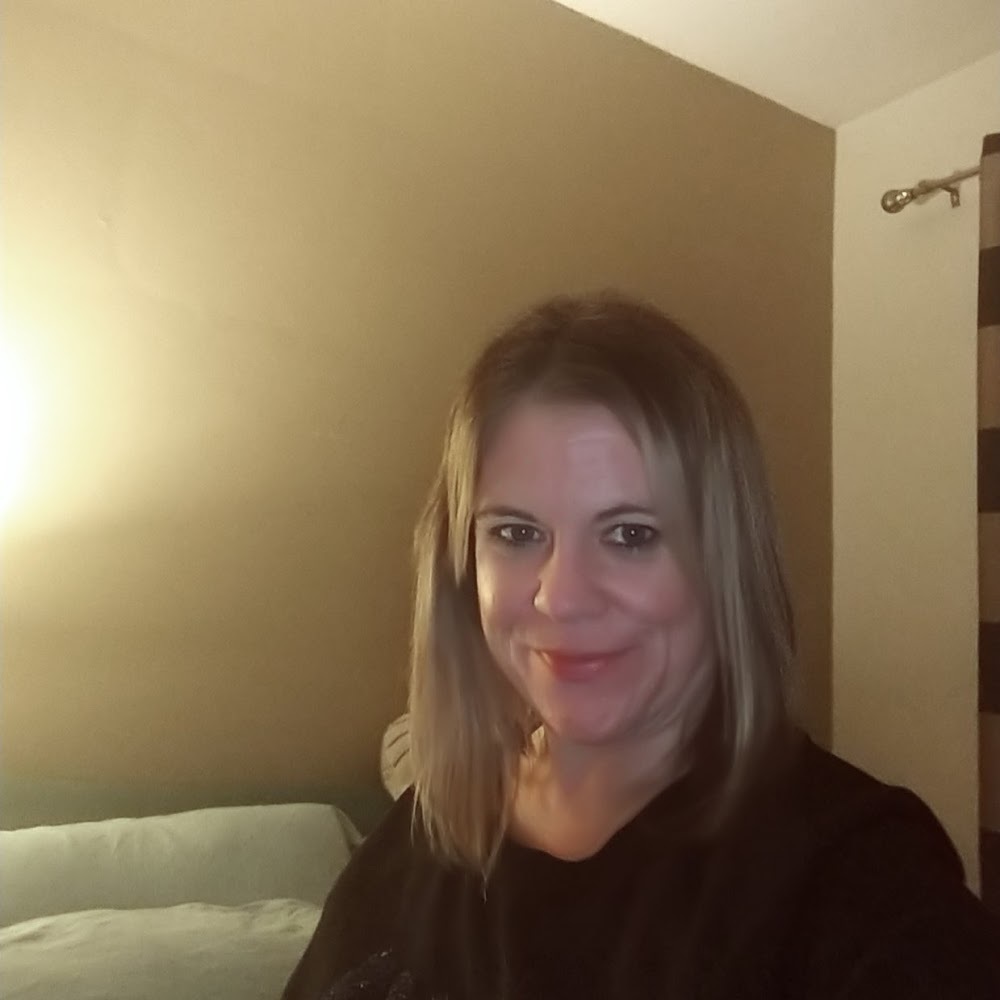 Meet your Posher, Rebecca